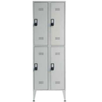 Armário Triplo com 4 cacifos