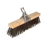 escovao-com-garra-de-ferro-40-cm-com-cabo-de-madeira-1-20m